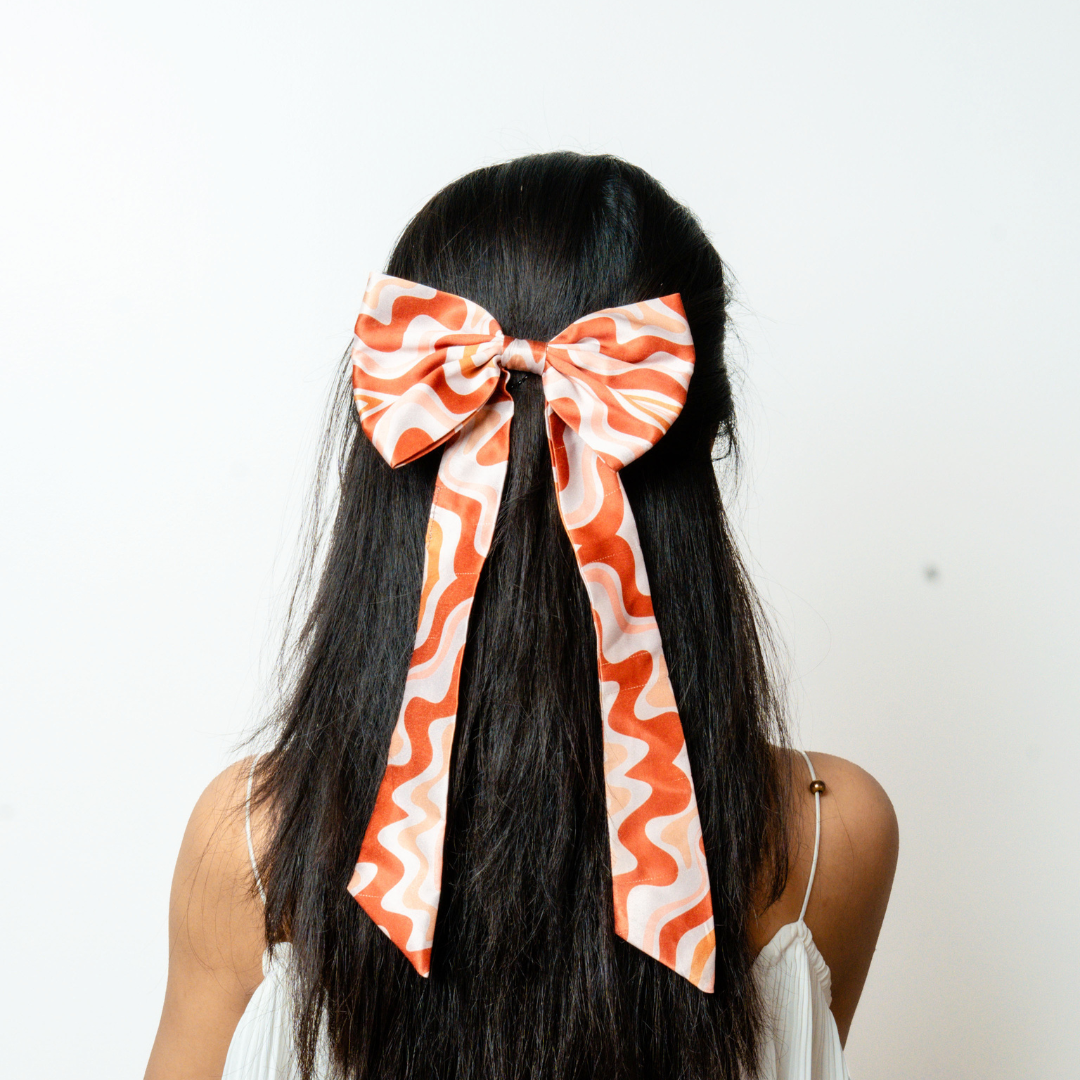 Bows with tail